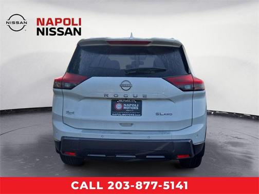2025 Nissan Rogue SL