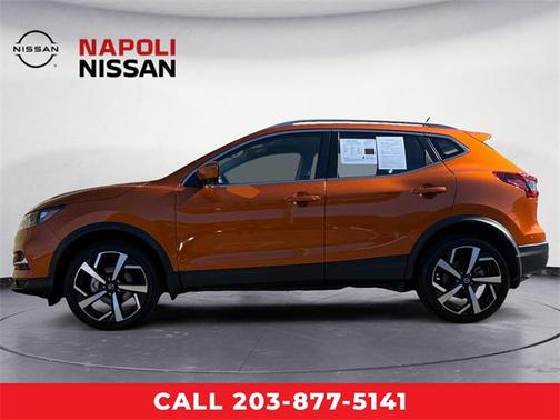 2022 Nissan Rogue Sport SL