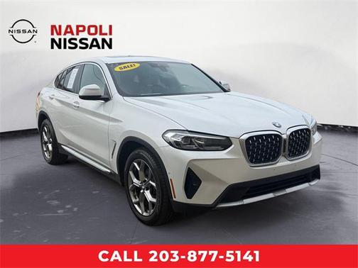 2023 BMW X4 xDrive30i