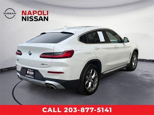 2023 BMW X4 xDrive30i