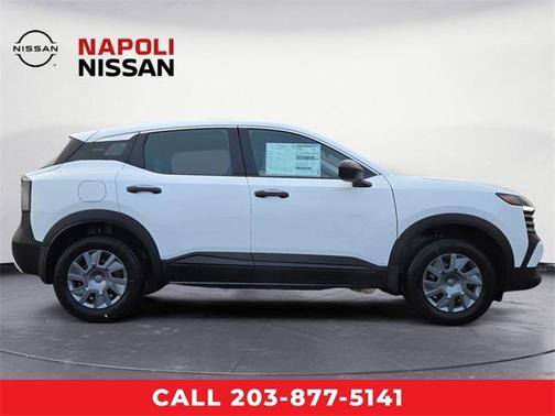 2025 Nissan Kicks S