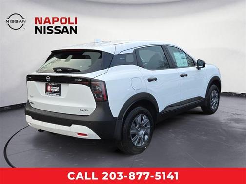 2025 Nissan Kicks S