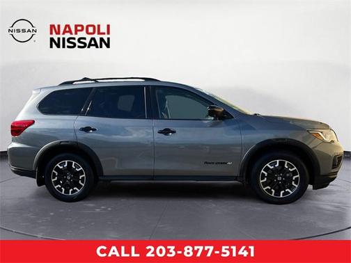 2020 Nissan Pathfinder SL 4WD