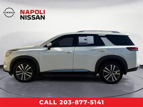 2022 Nissan Pathfinder Platinum 4WD