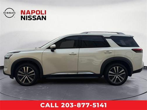 2022 Nissan Pathfinder Platinum 4WD