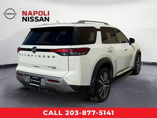 2022 Nissan Pathfinder Platinum 4WD