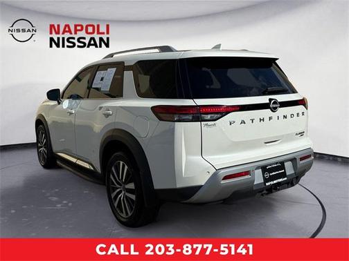 2022 Nissan Pathfinder Platinum 4WD