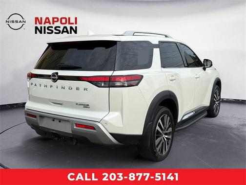 2022 Nissan Pathfinder Platinum 4WD