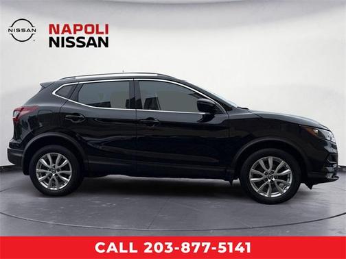 2021 Nissan Rogue Sport SV