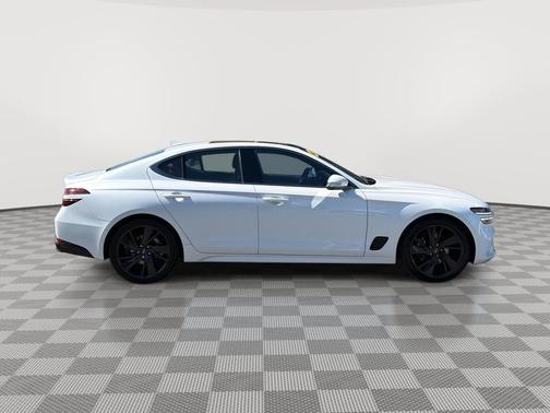 2023 Genesis G70 2.0T AWD