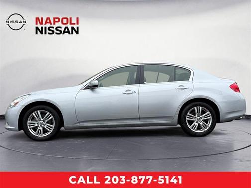 2013 INFINITI G37x Base