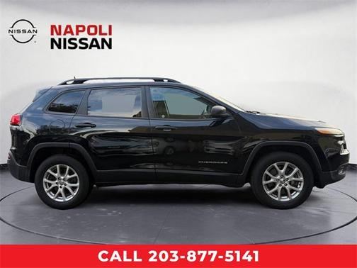2017 Jeep Cherokee Sport