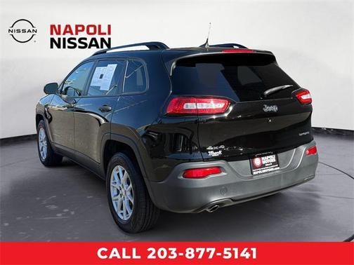 2017 Jeep Cherokee Sport