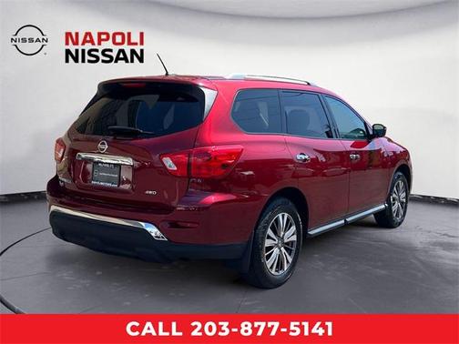 2018 Nissan Pathfinder S