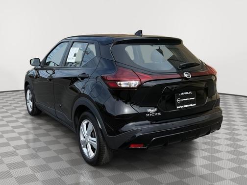 2021 Nissan Kicks S