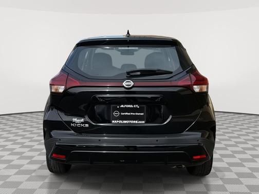 2021 Nissan Kicks S