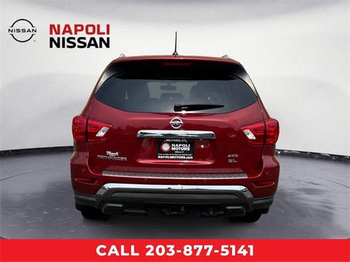 2017 Nissan Pathfinder SL