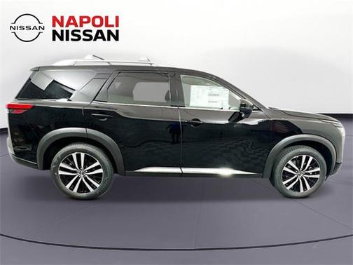 2025 Nissan Pathfinder Platinum 4WD