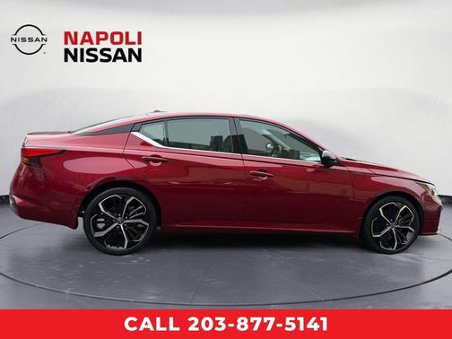 2023 Nissan Altima SR FWD