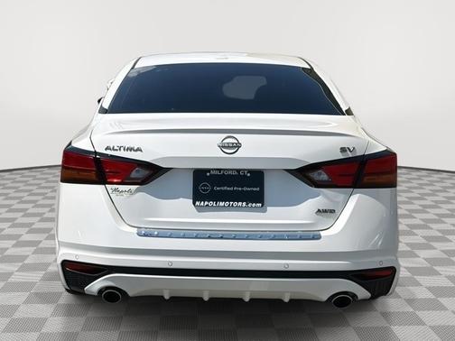 Pearl White Tricoat 2023 Nissan Altima 2.5 SV