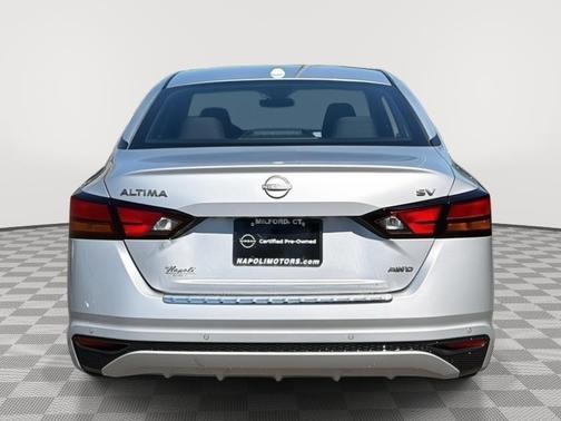 Brilliant Silver Metallic 2023 Nissan Altima 2.5 SV