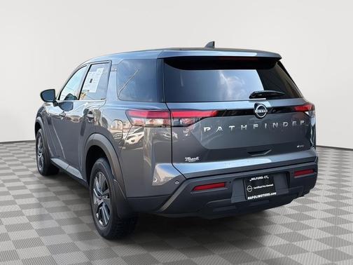 Gun Metallic 2025 Nissan Pathfinder S 4WD