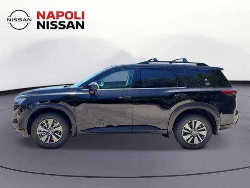 Super Black 2026 Nissan Pathfinder SV