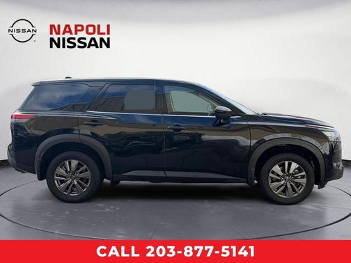 2024 Nissan Pathfinder S 4WD