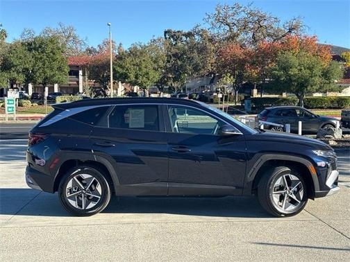 2025 Hyundai TUCSON Plug-In Hybrid SEL