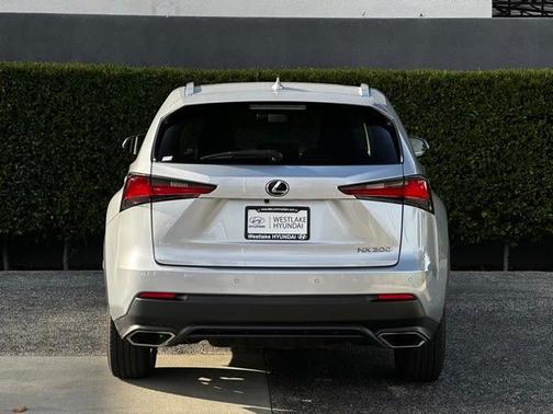 Photo 3 of 20 of 2019 Lexus NX 300 Base