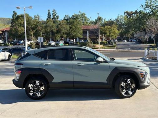 2025 Hyundai KONA SEL Convenience