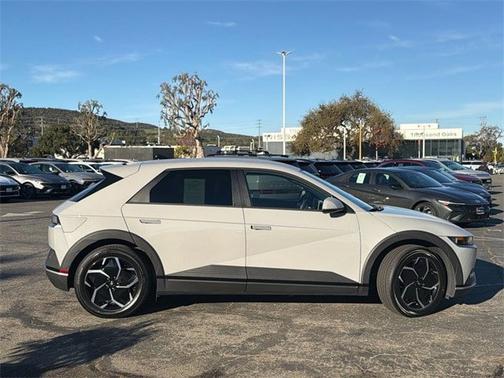 2024 Hyundai IONIQ 5 SEL