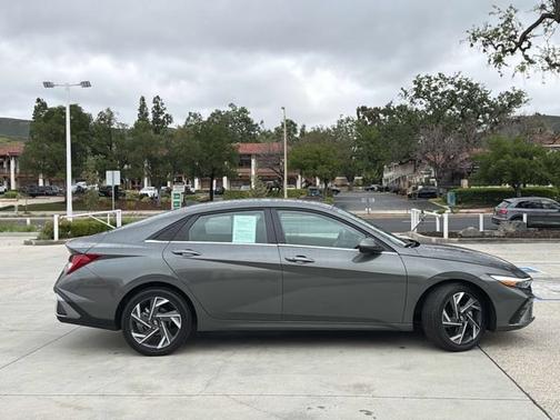 Gray 2025 Hyundai ELANTRA SEL Convenience