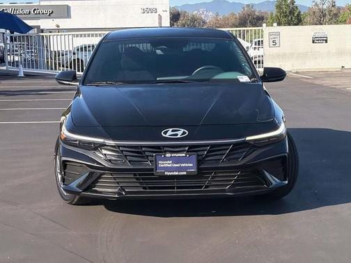 Black 2025 Hyundai ELANTRA SEL Sport