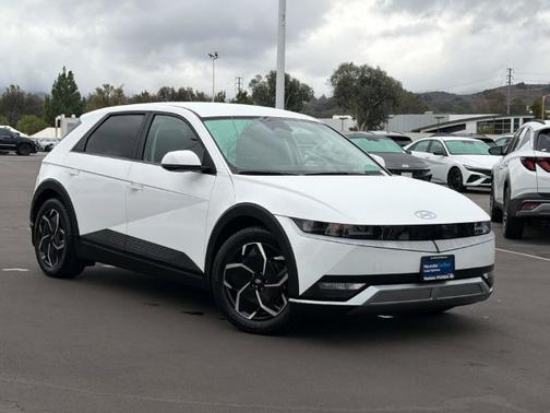 White 2024 Hyundai IONIQ 5 SEL