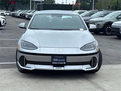 2024 Hyundai IONIQ 6 SE Standard Range