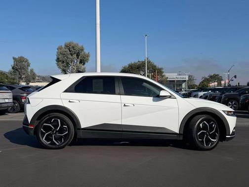 White 2024 Hyundai IONIQ 5 SEL