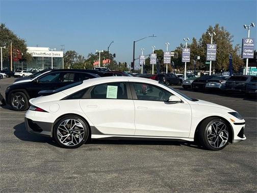 2025 Hyundai IONIQ 6 SEL
