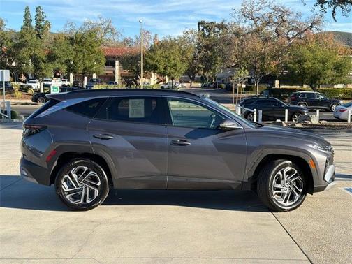 2025 Hyundai TUCSON Hybrid Limited