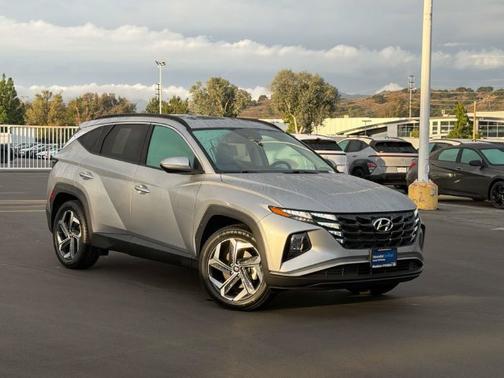 Silver 2024 Hyundai TUCSON SEL