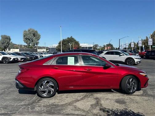 2024 Hyundai ELANTRA HEV Limited