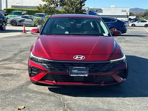 2024 Hyundai ELANTRA HEV Limited