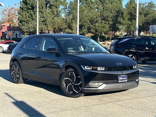 2024 Hyundai IONIQ 5 SEL