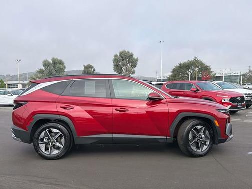 Red 2026 Hyundai TUCSON SEL Premium