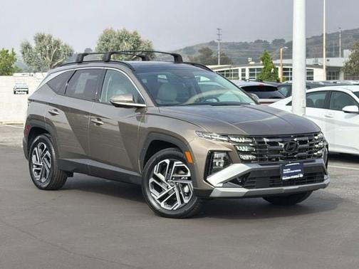 Tan 2025 Hyundai TUCSON Hybrid Limited