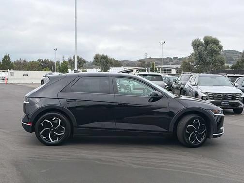 Black 2024 Hyundai IONIQ 5 SEL