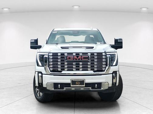 Summit White 2026 GMC Sierra 2500 Denali