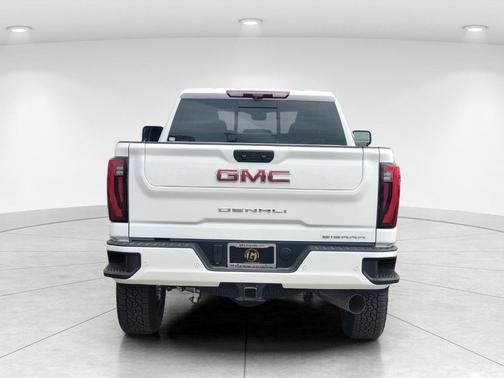 Summit White 2026 GMC Sierra 2500 Denali