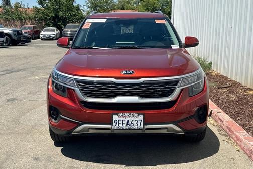 Mars Orange 2021 Kia Seltos S