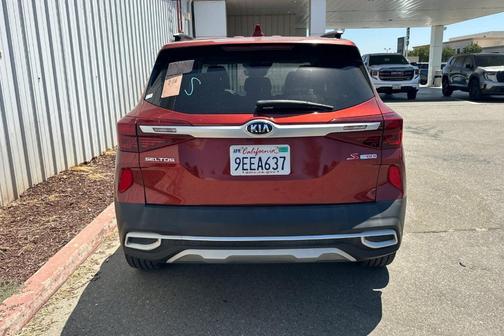 Mars Orange 2021 Kia Seltos S